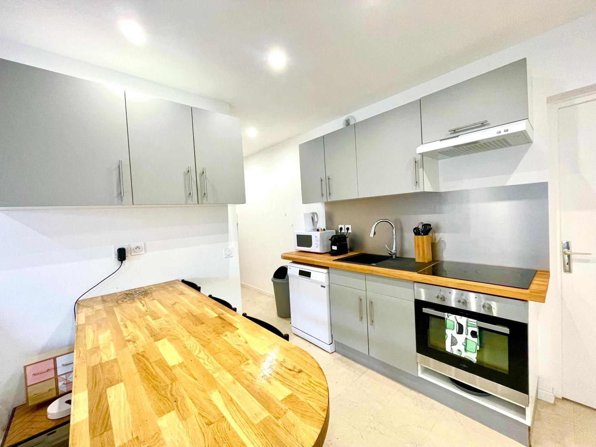 Bngo I Le Spacieux I 3 Chambres, 2 Salles De Bain, Parking Prive Gratuit, 8 Personnes, Vieux Lyon Hypercentre Экстерьер фото